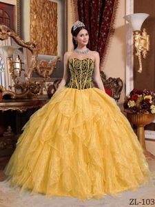 lace gown styles for ladies