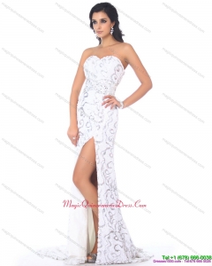 2015 Discount Sweetheart Printed White Dama Dress with High Slit