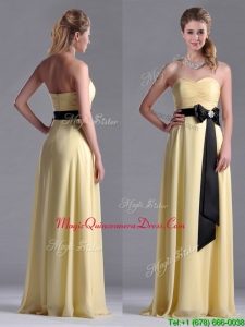 Beautiful Sweetheart Yellow Dama Dress with Ruching and Black Bowknot