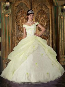 Off The Shoulder Floor-length Sweet Sixteen Dresses in Light Yellow with Elmaton