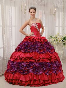 Strapless Taffeta Appliqued Ruched Quinceanera Dress in Red in Vancouver