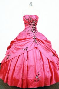 Hot Pink Strapless Appliques Pick-ups Quince Dresses in Colombo Brazil