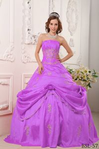 Upscale Strapless Pick-ups Appliqued Lavender Quince Dress under 200