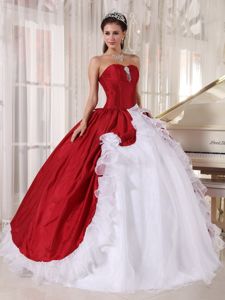 Exclusive Wine And White Sweetheart Beaded Quinceanera Dresses in Homer