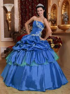 Blue Ball Gown Strapless Taffeta Appliques Quinceanera Dress in Toms River