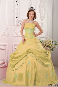 Ruched Appliques Gold Beading Taffeta Quinceanera Dresses for Sweet 16