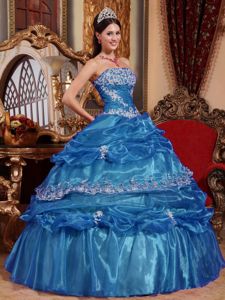Blue Appliqued Quinceanera Dresses with Pick-ups in Hawick 2013